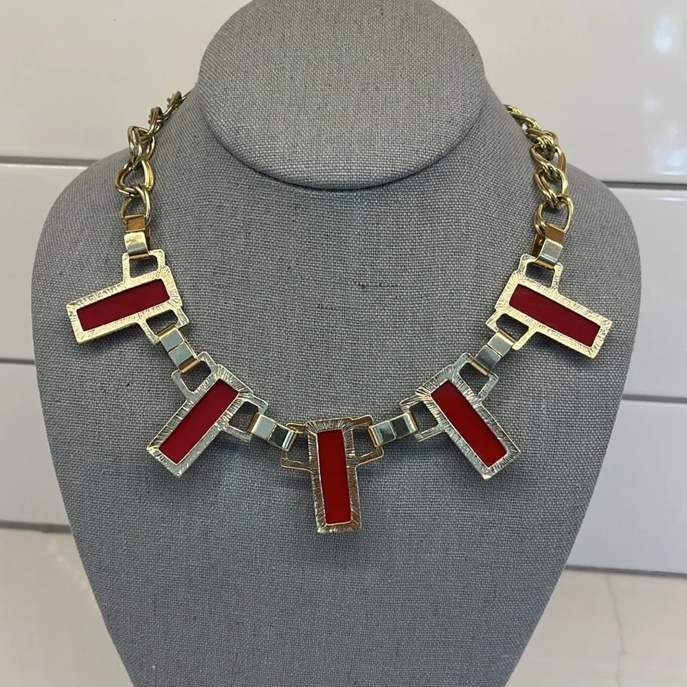 Vintage Red Collar Statement Necklace - Picture 4 of 5